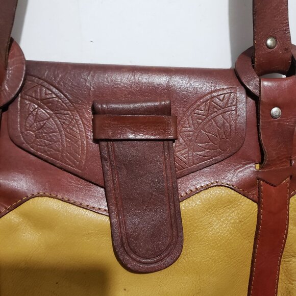 Vtg Eberle Yellow Dark Red Leather Shoulder Bag - Picture 4 of 16